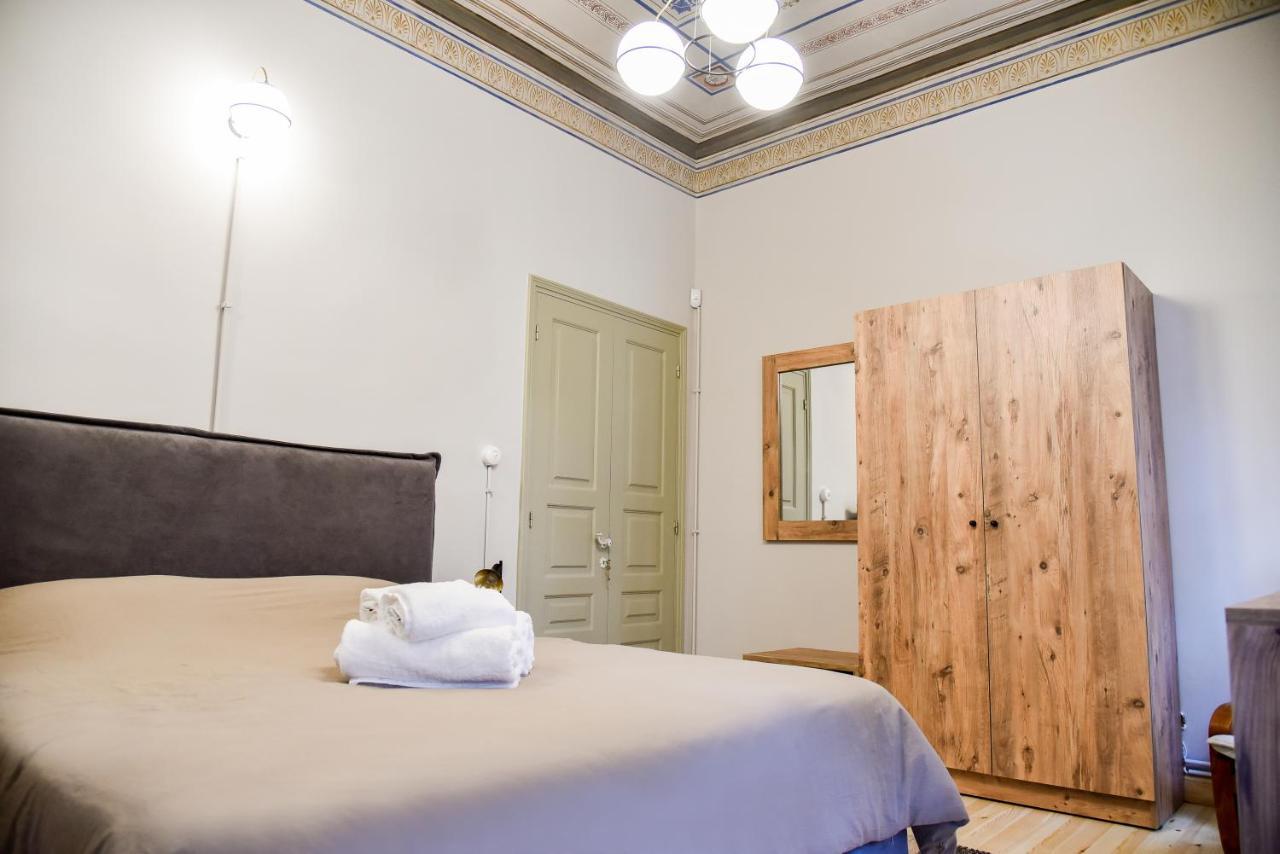 Erst Guest House Athene Buitenkant foto