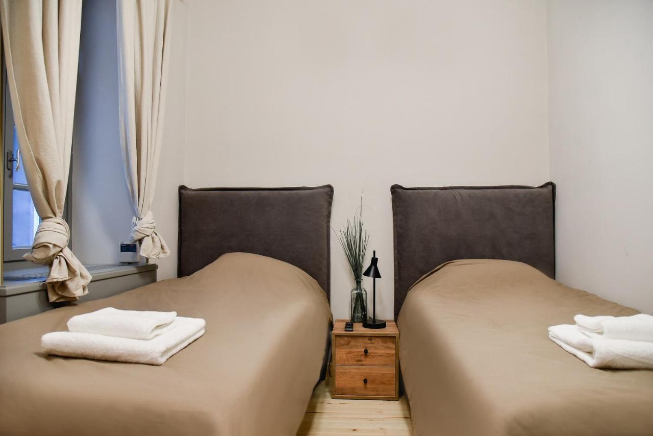 Erst Guest House Athene Buitenkant foto