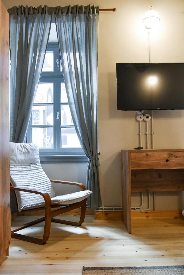 Erst Guest House Athene Buitenkant foto
